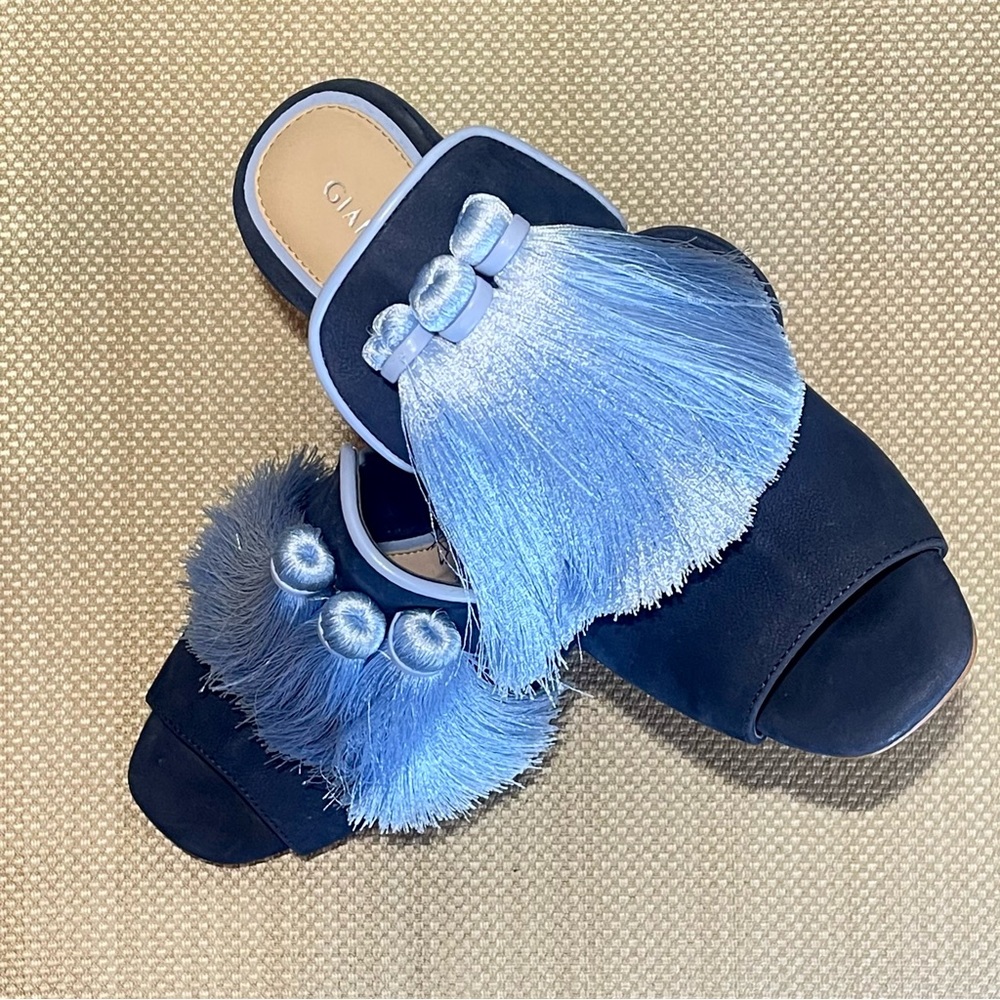 Blue Two Tone Leather Gianni Bini Fringe Mini Heel - Picture 2 of 3